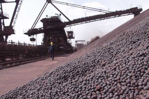 درخواست آزادسازی قیمت سنگ آهنی ها