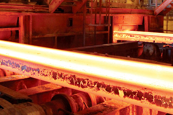 صادرات فولاد خام با رشد 108 درصدی در سال 95 به بیش از 3.2 میلیون تن رسید