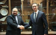 تاکید ایران و مجارستان بر توسعه مناسبات صنعتی و معدنی / برنامه ریزی برای افزایش حجم مبادلات اقتصادی طرفین